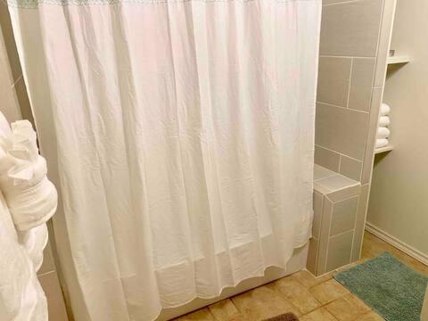 North Shore Garden Suite Хейлева Екстериор снимка